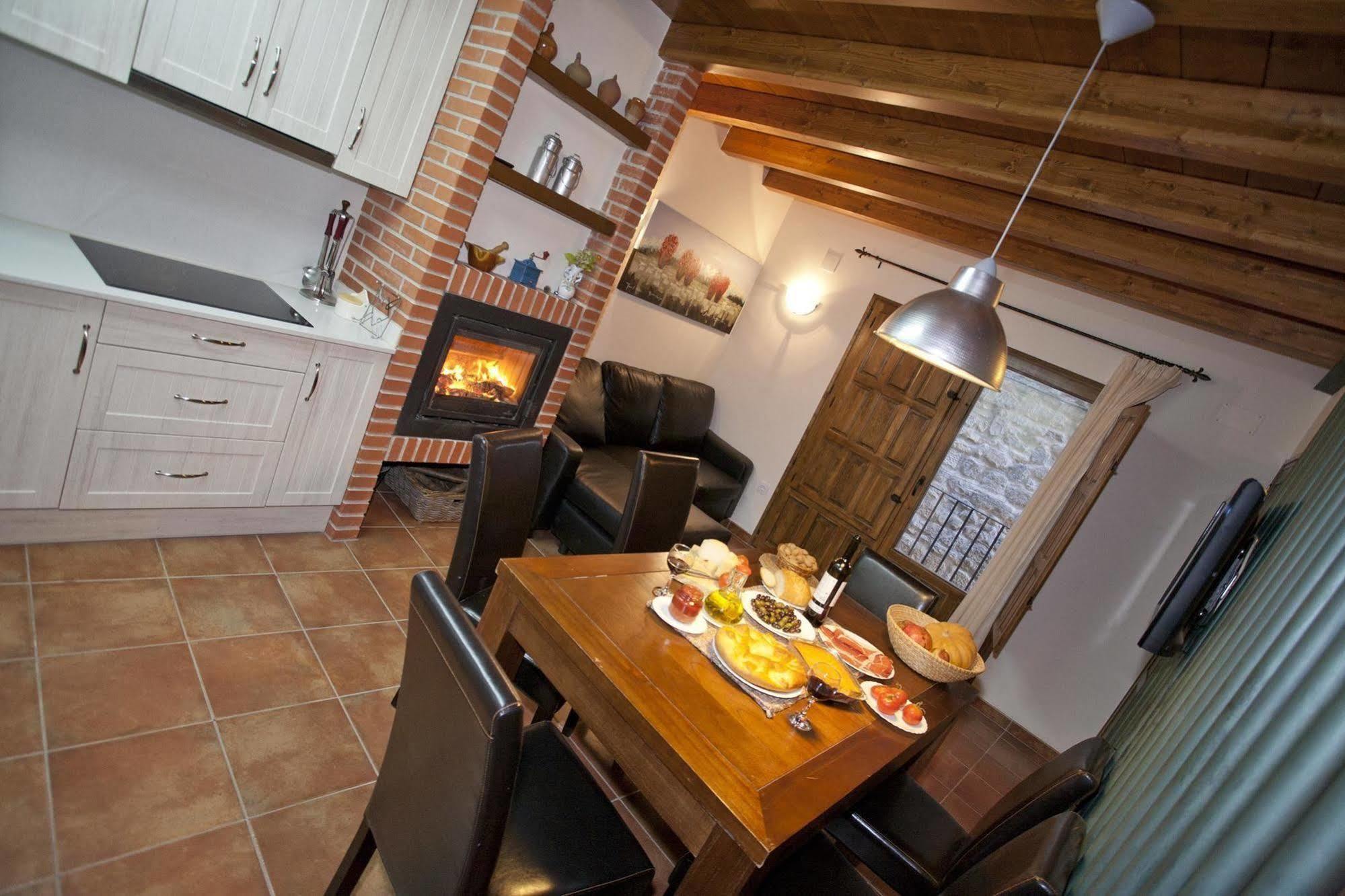 Apartamentos Maribel Calaceite Kültér fotó